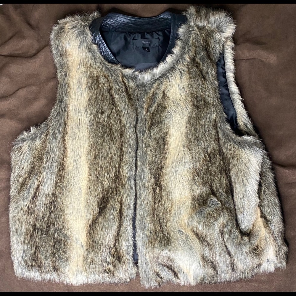 Mossimo Supply Co. | Faux Fur Vest